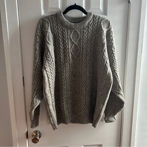 Men's Cable Knit Sweater - Gray